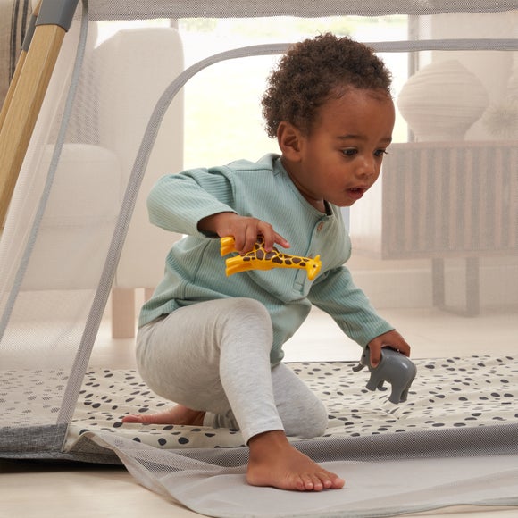 Tutti Bambini CoZee Go Crib