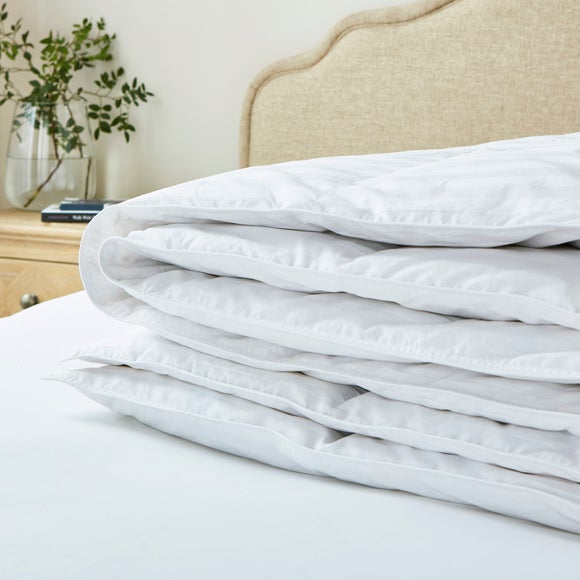 Hotel Luxury Down Rich 10.5 Tog Duvet, product image 2