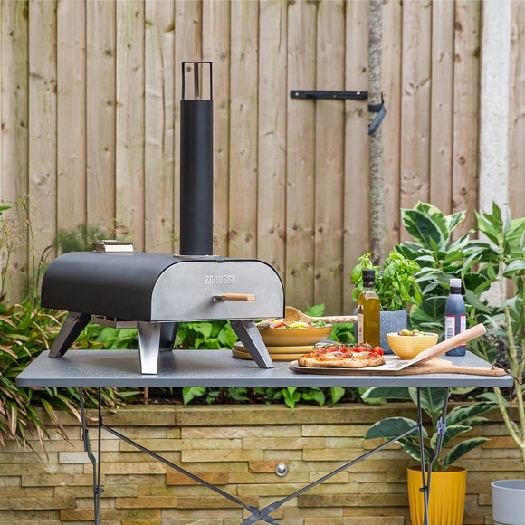 Return - Zanussi Wood Pellet Pizza Oven with Paddle & Cover